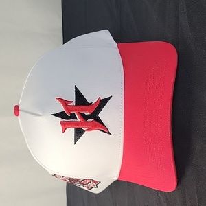 Hollywood hideout snap back hat